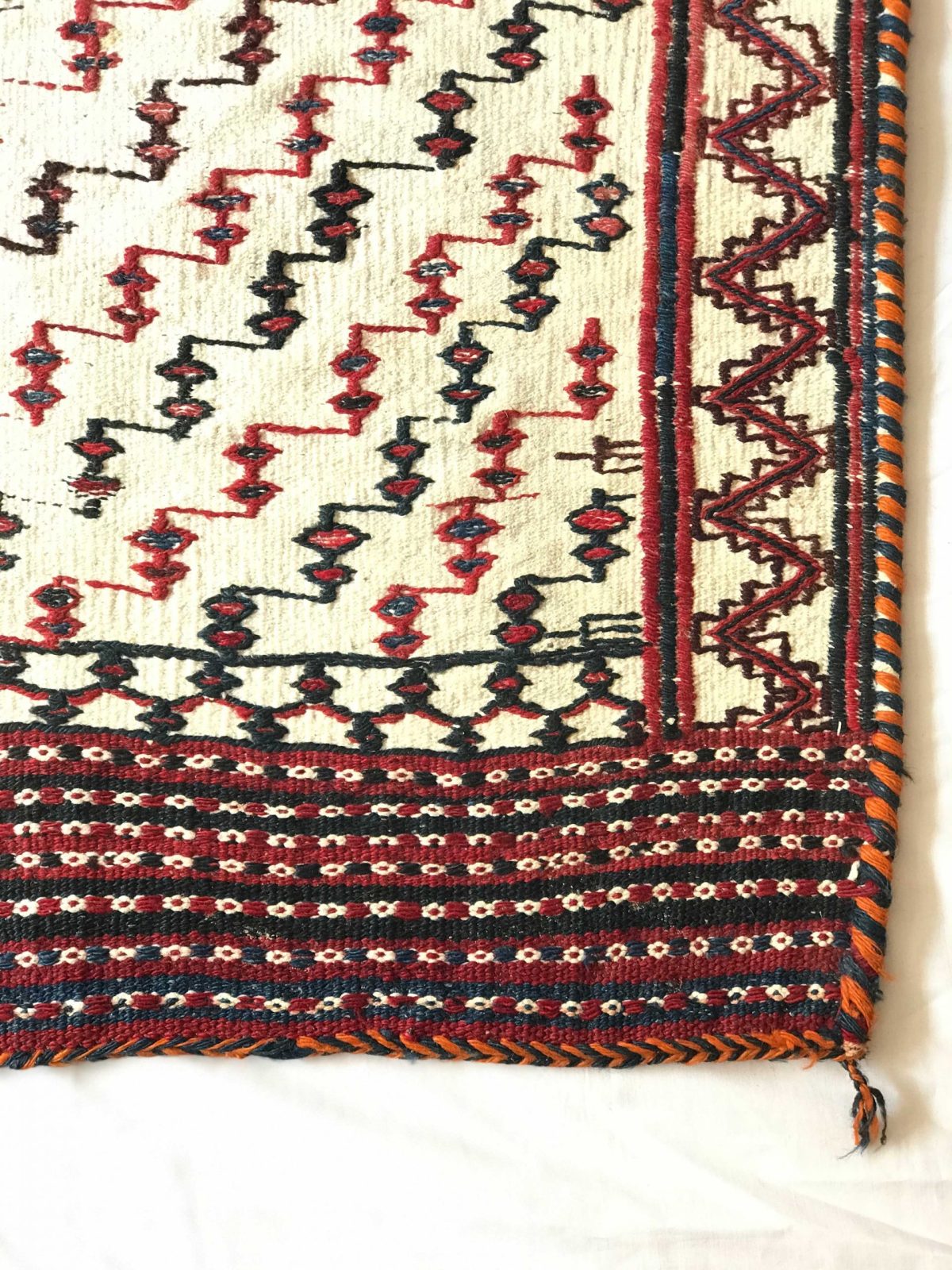 گلیم سفره بختیاری