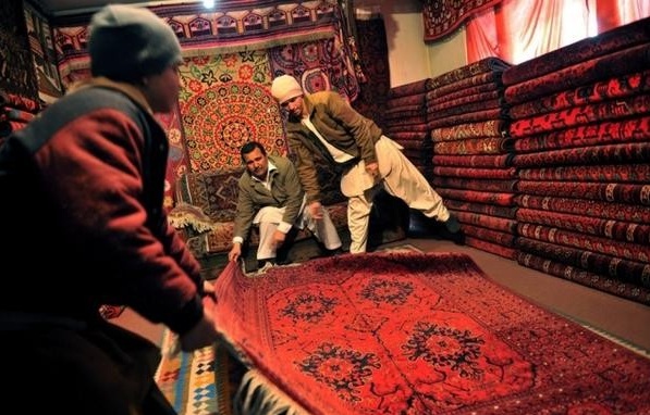 فرش افغانستان